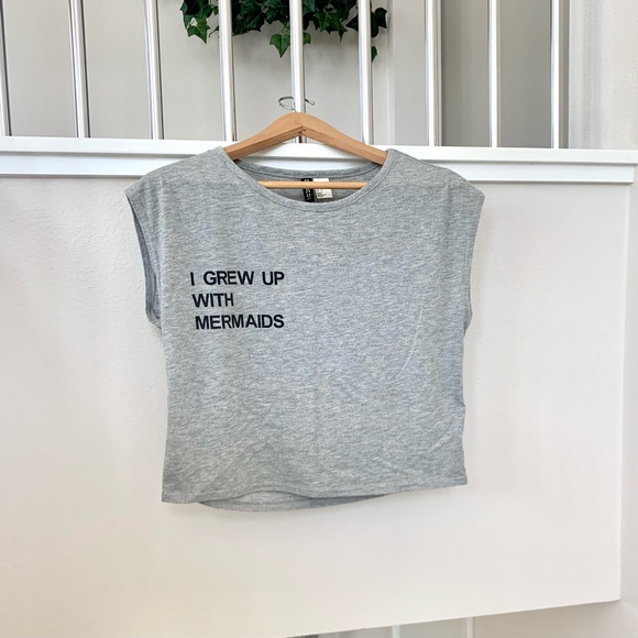 H&M Graphic Muscle Tee - Picture 1 of 3